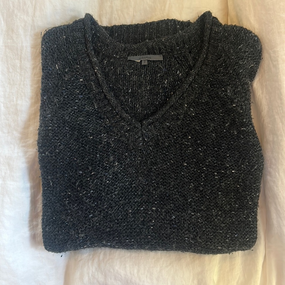 SPARKLY Cassis Black with Silver Sparkle Threading Sweater Small
